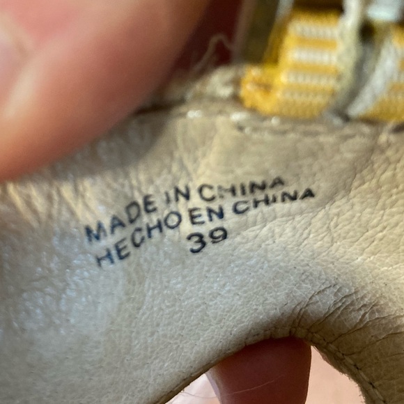 ALDO genuine leather wedge high heels!!! - Picture 2 of 8